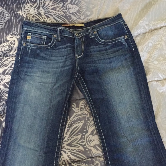 Blue jeans - Picture 2 of 2